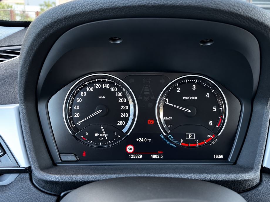 BMW X1 xDrive18d AUTOMATIK HEAD-UP NAVI PLUS KAMERA 2021., fotografija 12