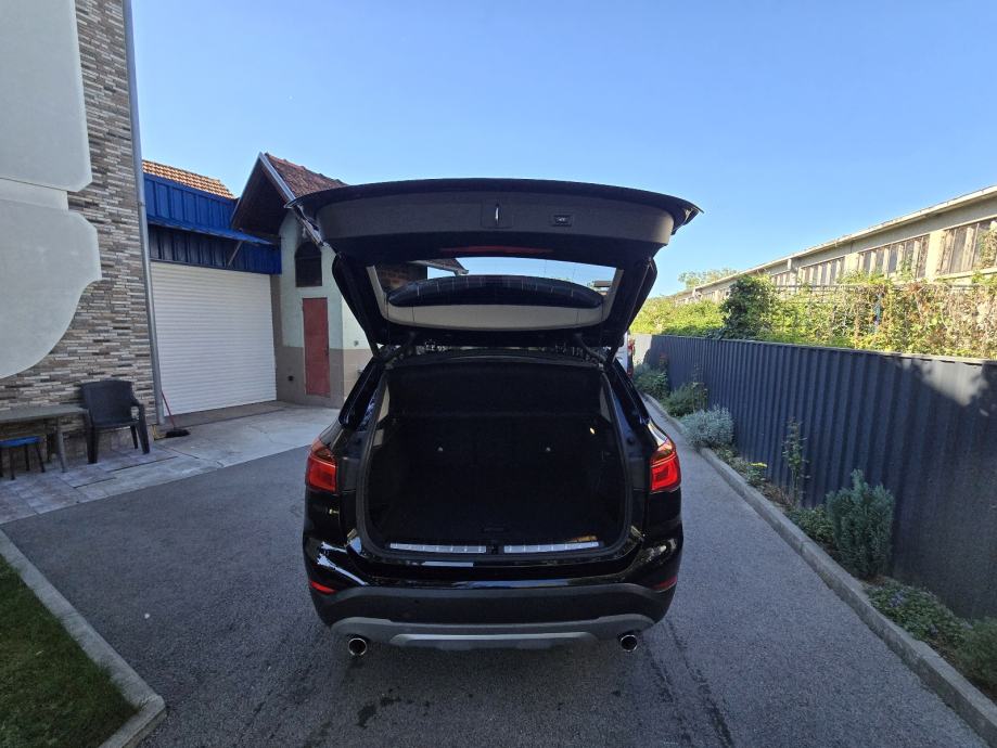 BMW X1 xDrive18d++AUTOMATIK++M SPORT++NOVI SET LANCA++, fotografija 15