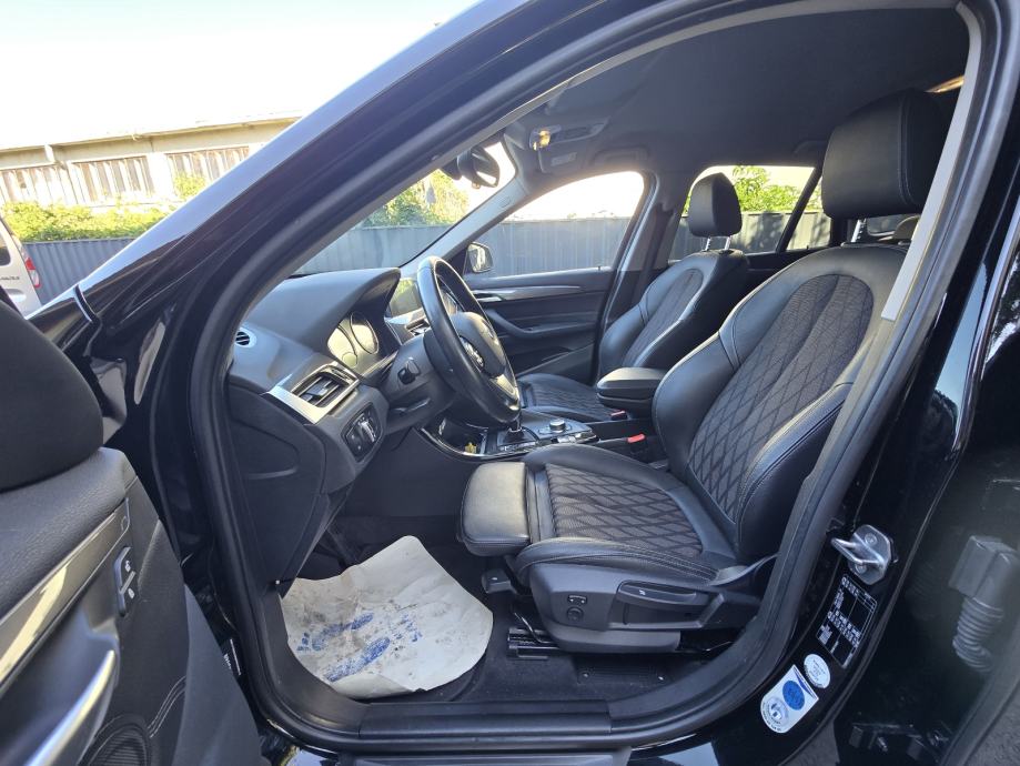BMW X1 xDrive18d++AUTOMATIK++M SPORT++NOVI SET LANCA++, fotografija 18