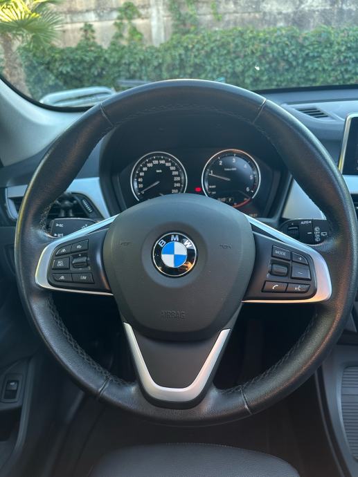 BMW X1 xDrive18d automatik, fotografija 11