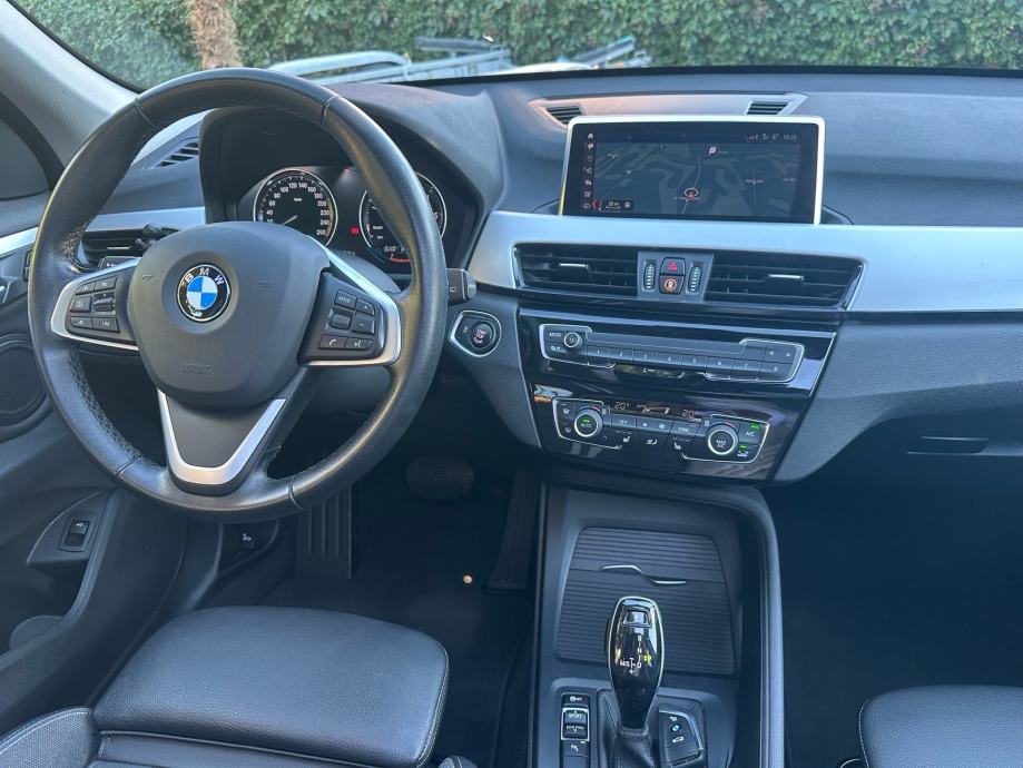 BMW X1 xDrive18d automatik, fotografija 9