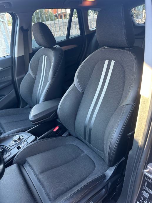 BMW X1 xDrive18d automatik, fotografija 13