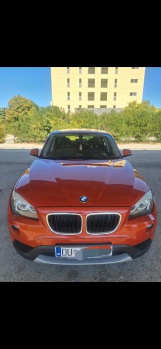 BMW X1 xDrive18d automatik, fotografija 3