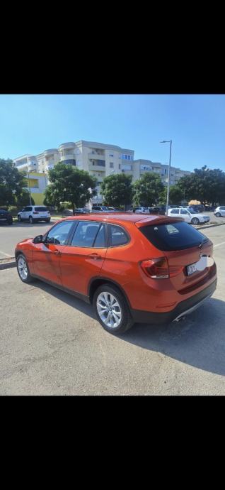 BMW X1 xDrive18d automatik, fotografija 11