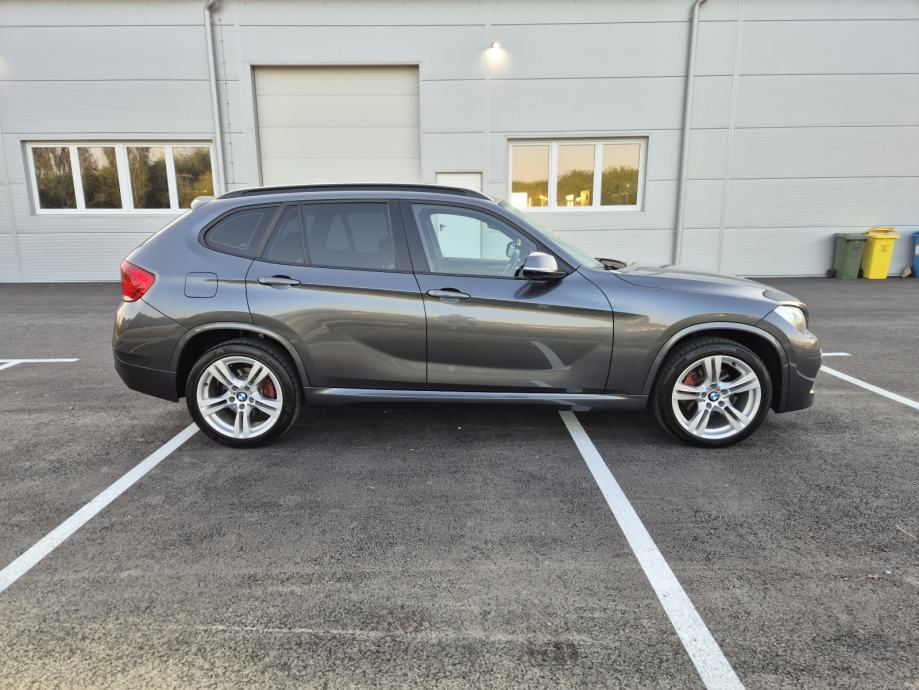 BMW X1 xDrive18d, M-paket, fotografija 6