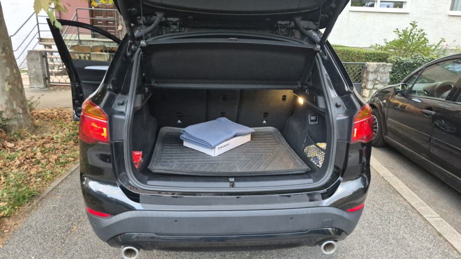 BMW X1 xDrive18d, automatik, X Line, redizajn, harman/kardon, fotografija 15