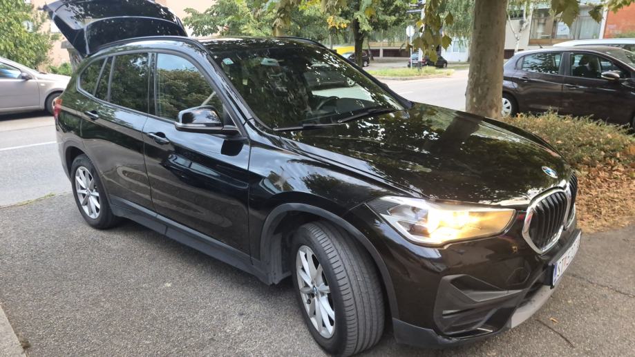BMW X1 xDrive18d, automatik, X Line, redizajn, harman/kardon, fotografija 19