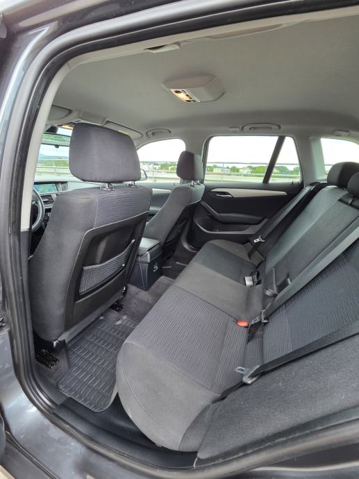 BMW X1 xDrive20d 184ks, AUTOMATIK, LED,ALU 18, fotografija 14