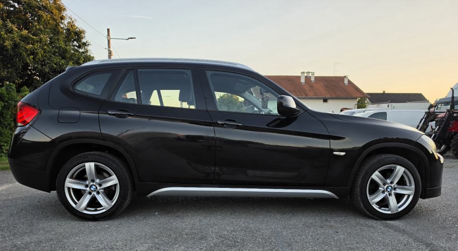 BMW X1 xDrive20d, 4×4, xenon, navigacija, obavljen servis, reg 1.g, fotografija 5