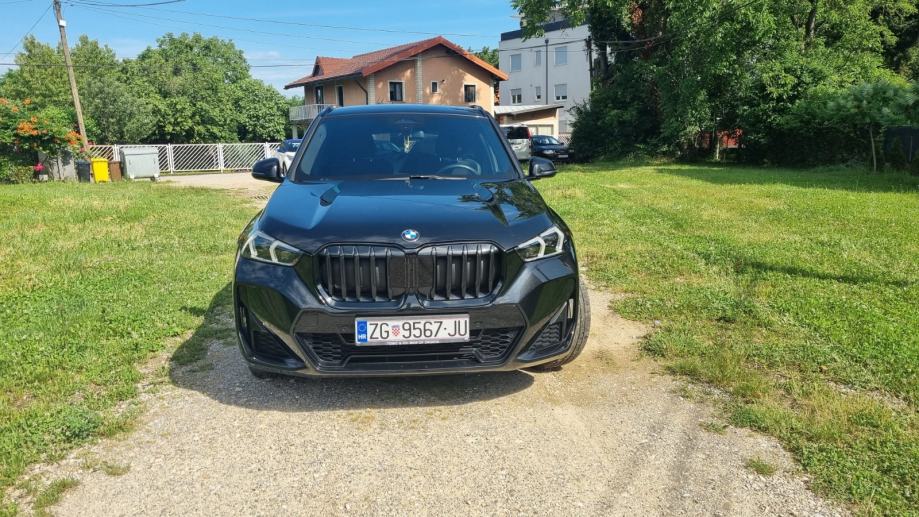 BMW X1 xDrive20d M SPORT, TVORNIČKA GARANCIJA + SET ZIMSKIH KOTAČA, fotografija 2