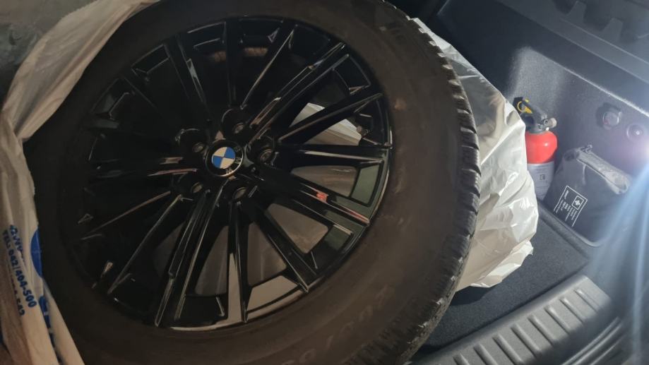 BMW X1 xDrive20d M SPORT, TVORNIČKA GARANCIJA + SET ZIMSKIH KOTAČA, fotografija 20