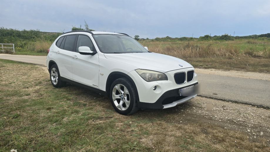 BMW X1 xDrive20d automatik, fotografija 2