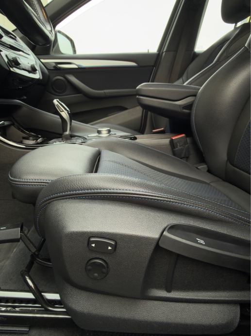 BMW X1 xDrive20d automatik, fotografija 13