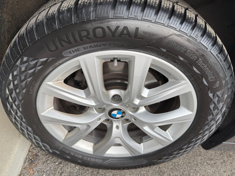 BMW X1 xDrive20d automatik, fotografija 11