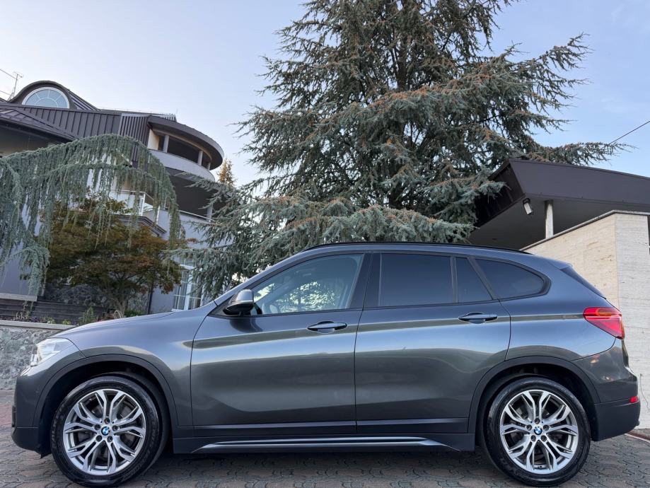 BMW X1 xDrive20d AUTOMATIK,SPORT,LED,NAV,KAM,PDC,ALU18,KUKA,SERVISNA, fotografija 3