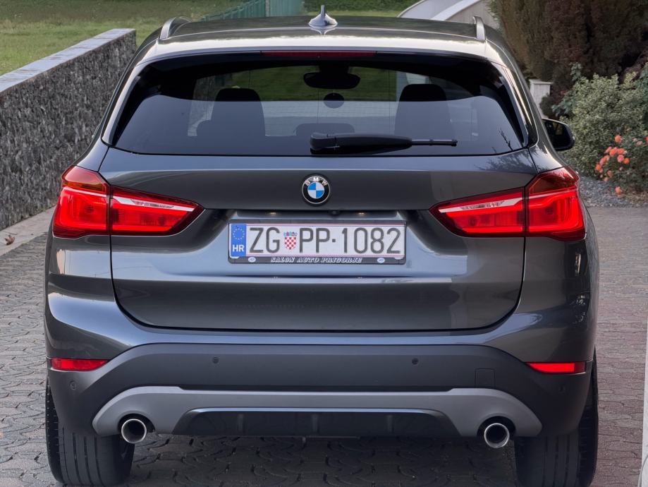 BMW X1 xDrive20d AUTOMATIK,SPORT,LED,NAV,KAM,PDC,ALU18,KUKA,SERVISNA, fotografija 5