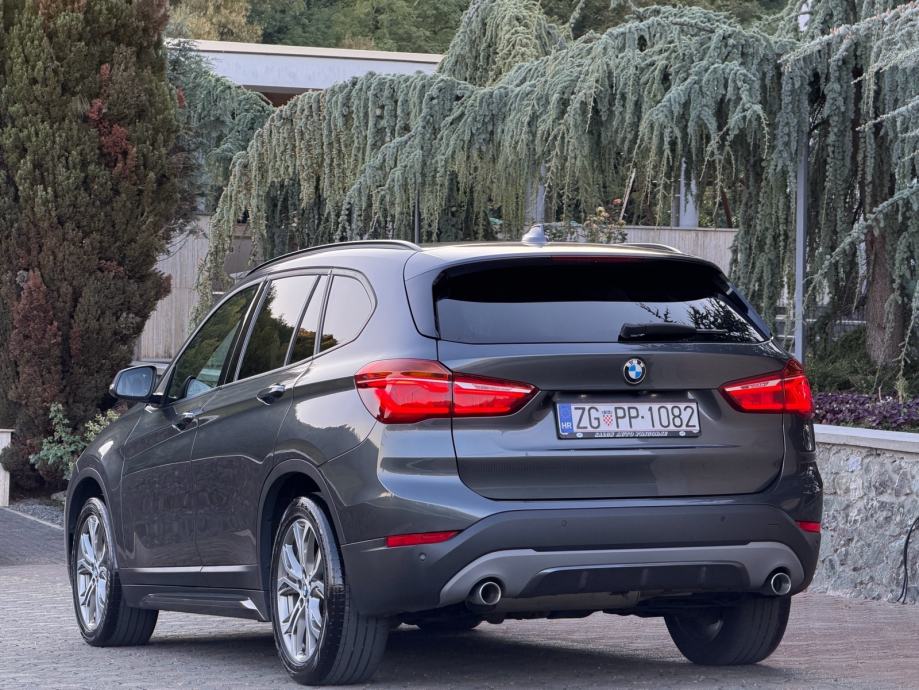 BMW X1 xDrive20d AUTOMATIK,SPORT,LED,NAV,KAM,PDC,ALU18,KUKA,SERVISNA, fotografija 4