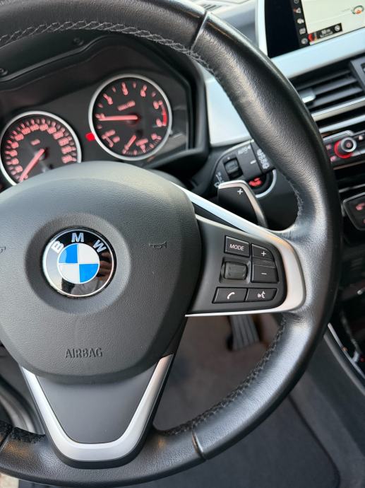 BMW X1 xDrive20d AUTOMATIK,SPORT,LED,NAV,KAM,PDC,ALU18,KUKA,SERVISNA, fotografija 16