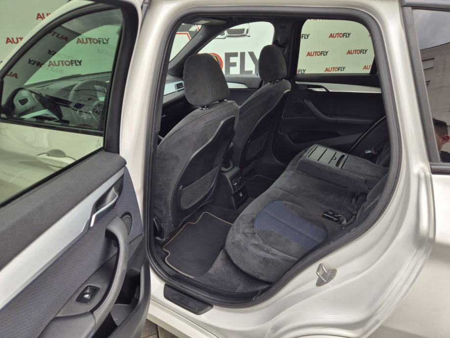 BMW X1 xDrive20d M-paket automatik, Shadow, Pano, Kamera, HeadUP, Navi, fotografija 14