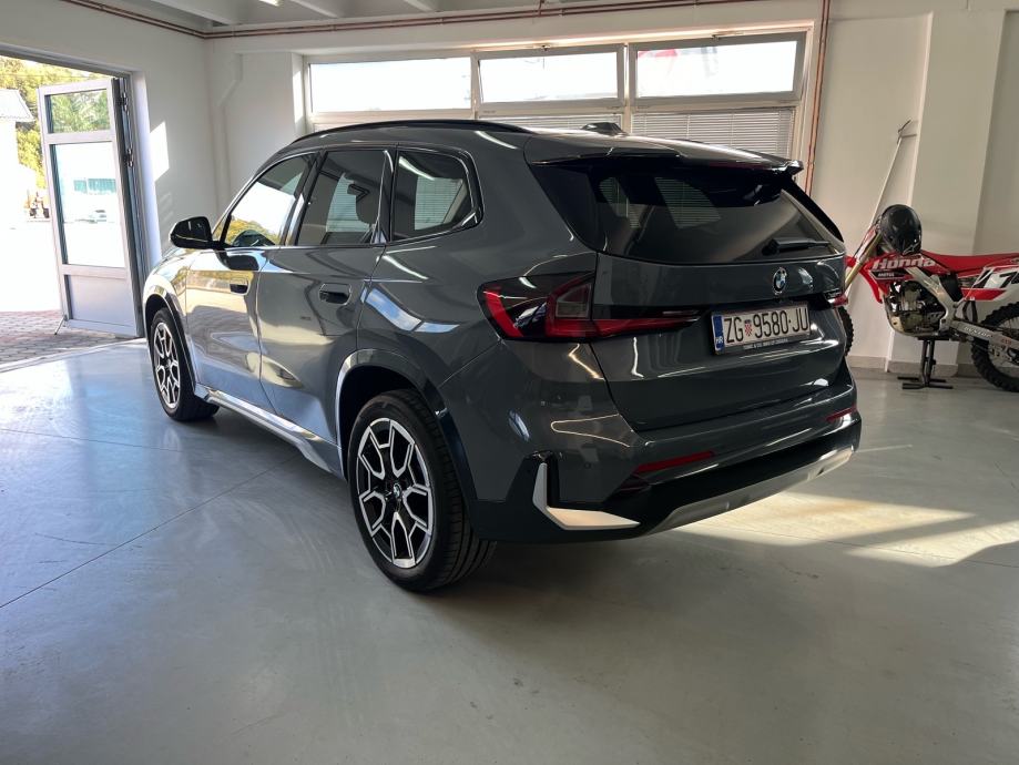 BMW X1 xDrive20d, fotografija 5