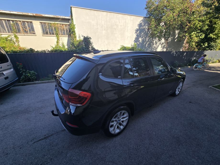BMW X1 xDrive25d ++AUTOMATIK++M SPORT++NOVI LANAC++, fotografija 6