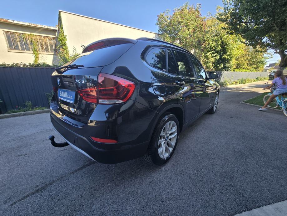 BMW X1 xDrive25d ++AUTOMATIK++M SPORT++NOVI LANAC++, fotografija 5