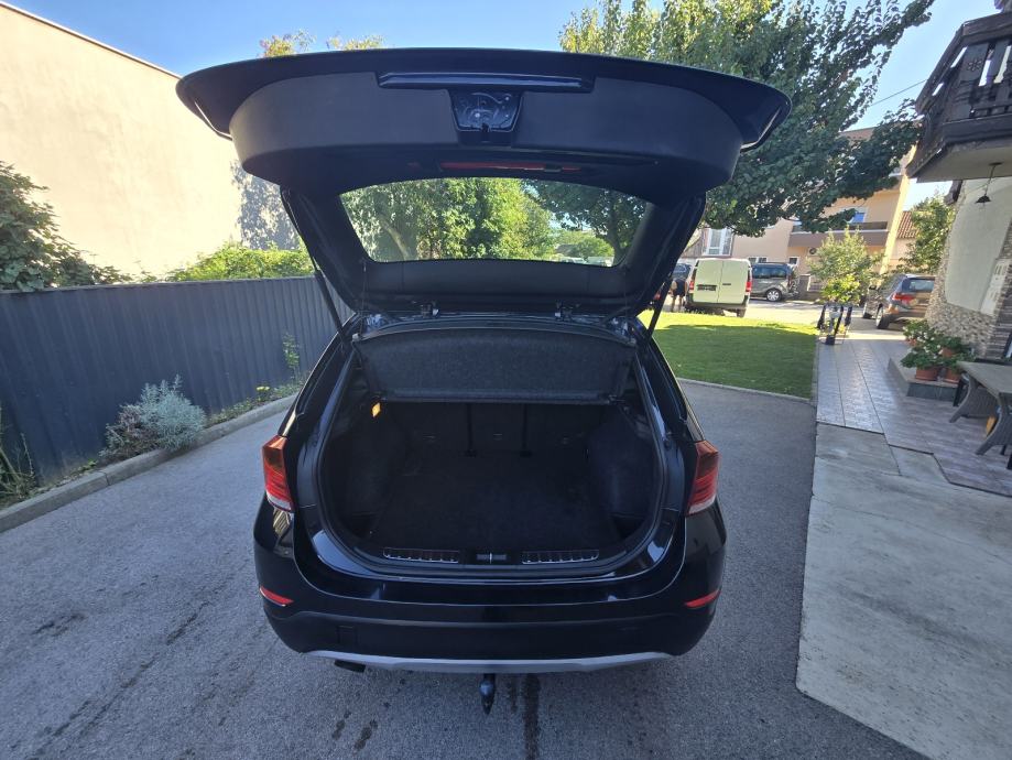 BMW X1 xDrive25d ++AUTOMATIK++M SPORT++NOVI LANAC++, fotografija 13