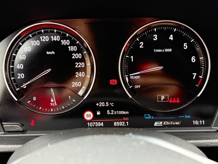 BMW X1 xDrive25e automatik, fotografija 12
