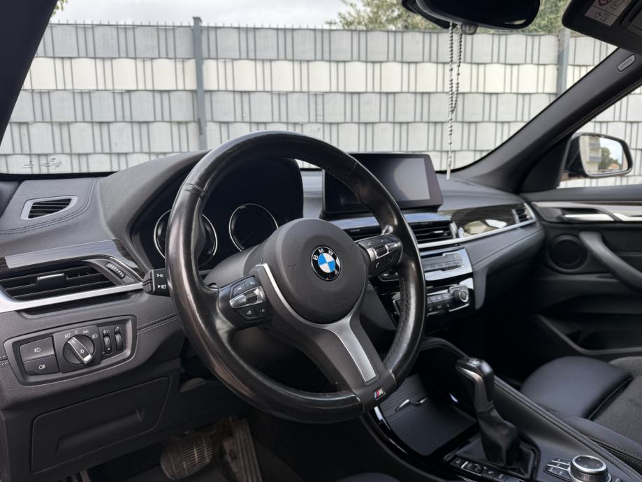 BMW X1 xDrive25e M Sport, Head-Up, ACC, 19" BMW servis, HR papiri, fotografija 8