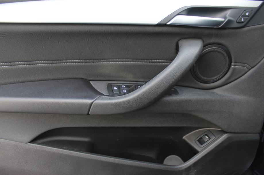 BMW X2 18d AUTOMATIK, NAVIGACIJA, LED, KAMERA, ALU 18", GARANCIJA., fotografija 14