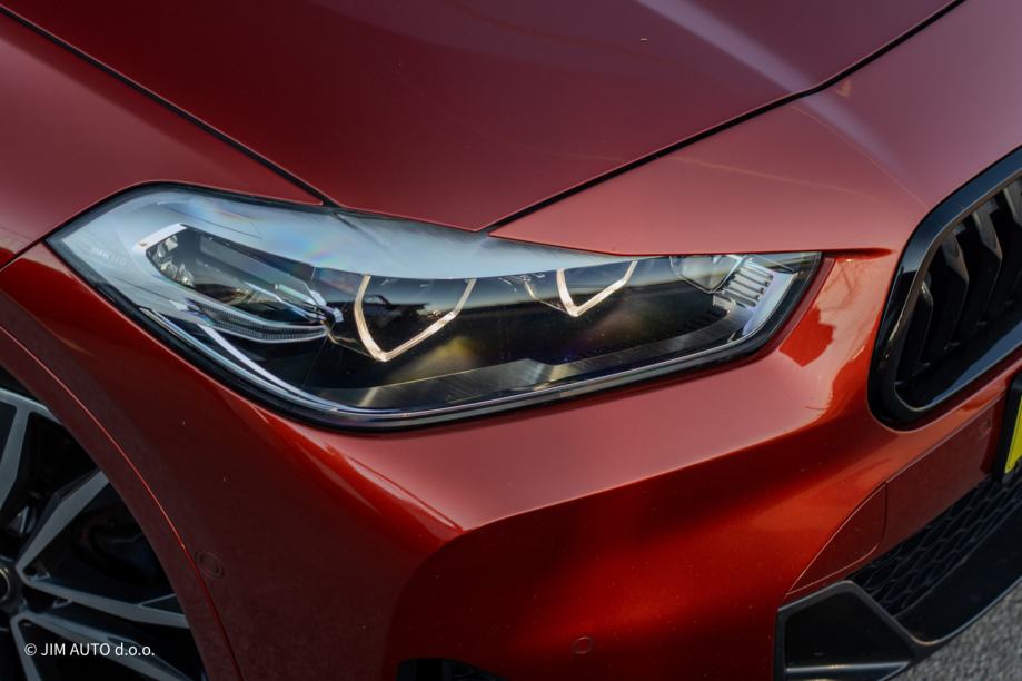 BMW X2 2.0d, M Sport, Velika Navi, manualac, 2̵1̵.̵9̵0̵0̵€̵ → 21.000€, fotografija 7