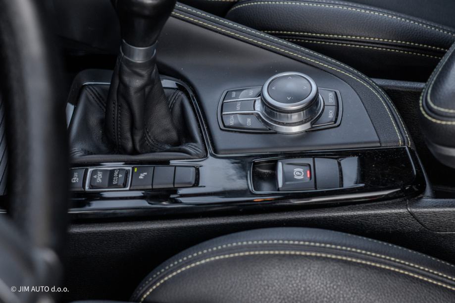 BMW X2 2.0d, M Sport, Velika Navi, manualac, 2̵1̵.̵9̵0̵0̵€̵ → 21.000€, fotografija 16