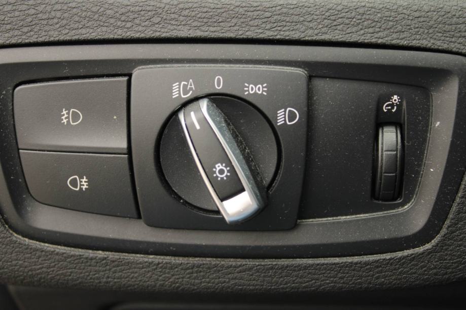 BMW X2 sDrive 18d AUTOMATIK, fotografija 14