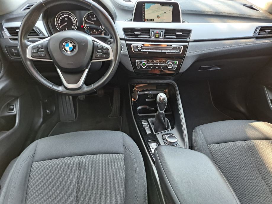 BMW X2 sDrive18d~ODLIČAN~SAMO 110 000 KM, fotografija 11