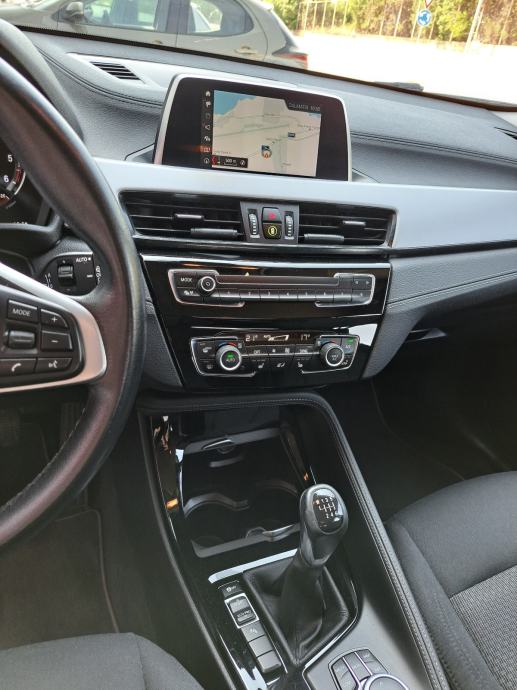 BMW X2 sDrive18d~ODLIČAN~SAMO 110 000 KM, fotografija 16