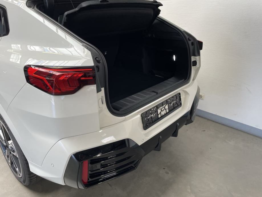 BMW X2 sDrive20d automatik,m spoet,panorama,iconic, fotografija 9