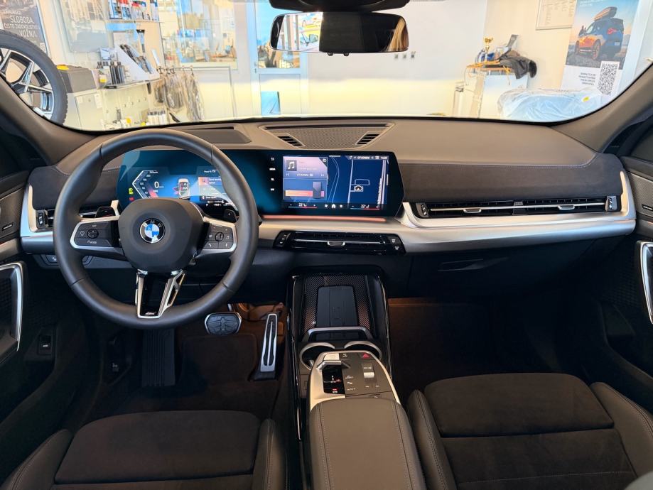 BMW X2 sDrive20i automatik M sport, fotografija 8