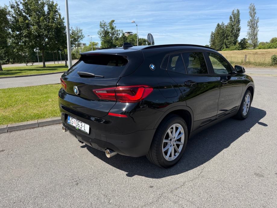 BMW X2 sDrive20i automatik, fotografija 4