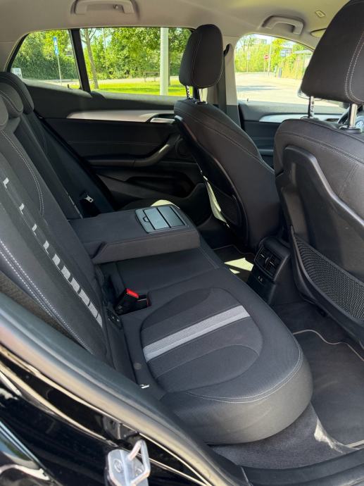 BMW X2 sDrive20i automatik, fotografija 11