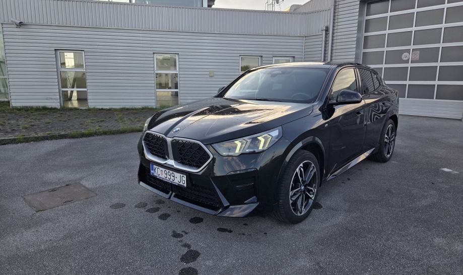 BMW X2 sDrive20i M Sport Paket, Kamera, Masaža sjed, fotografija 3