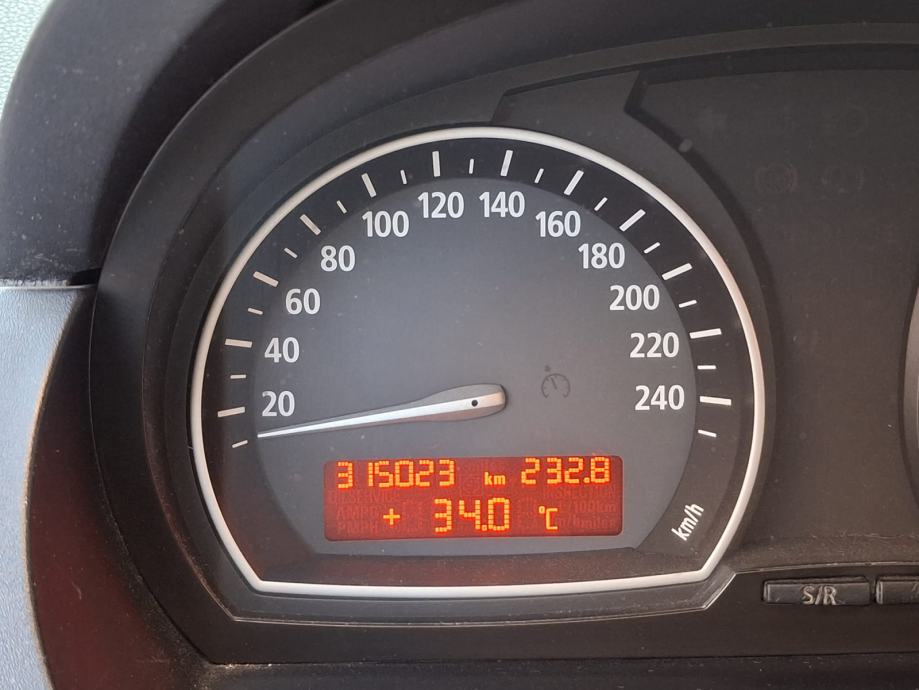 BMW X3 2,0 d 2005 god, fotografija 10