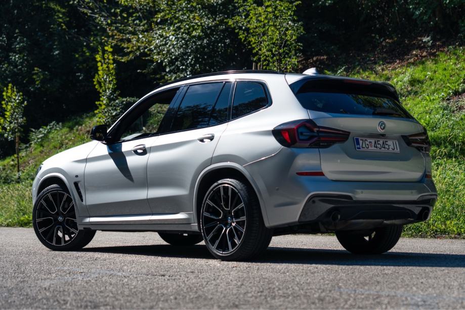Bmw X3 2.0d xdrive, reg 08/2027, servisna, fotografija 6