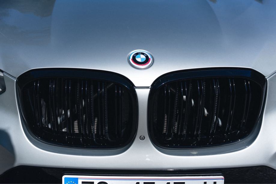 Bmw X3 2.0d xdrive, reg 08/2027, servisna, fotografija 12