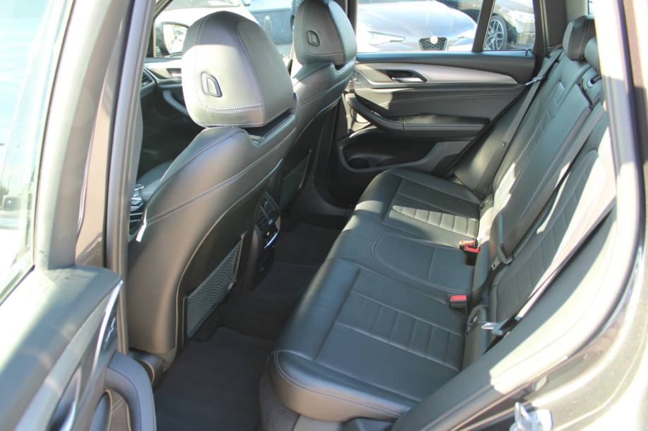 BMW X3 20d Xdrive AUTOMATIK ///M Paket *PANORAMA,HEAD UP,NAVI,KAMERA*, fotografija 12