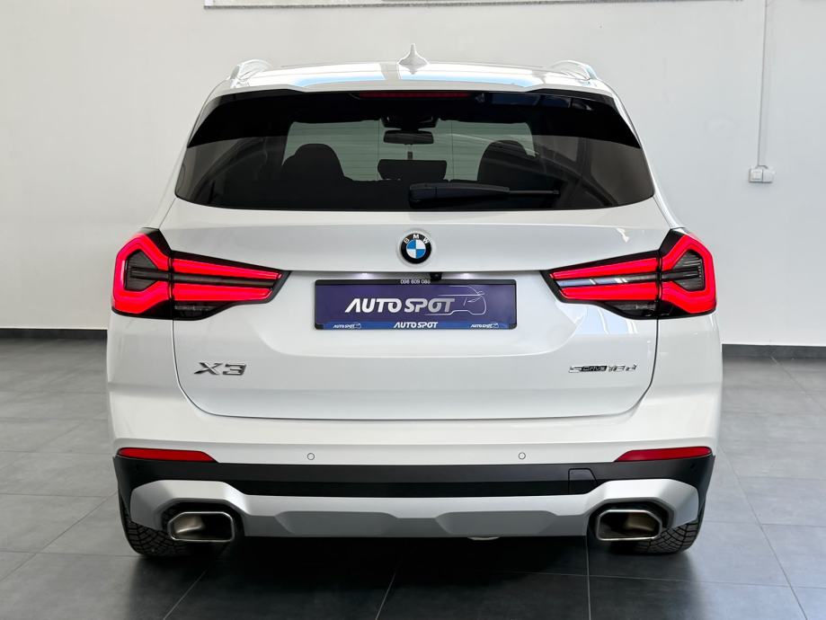BMW X3 sDrive18d AUTOMATIK•GRIJ/HLAĐ SJ•PANO•JAMSTVO24•LEASING0%UČEŠĆA, fotografija 6