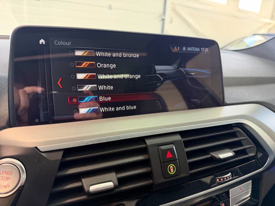 BMW X3 xDrive 20d M-sport ***KEYLESS, LED, LIVE COCKPIT, PANORAMA***, fotografija 18