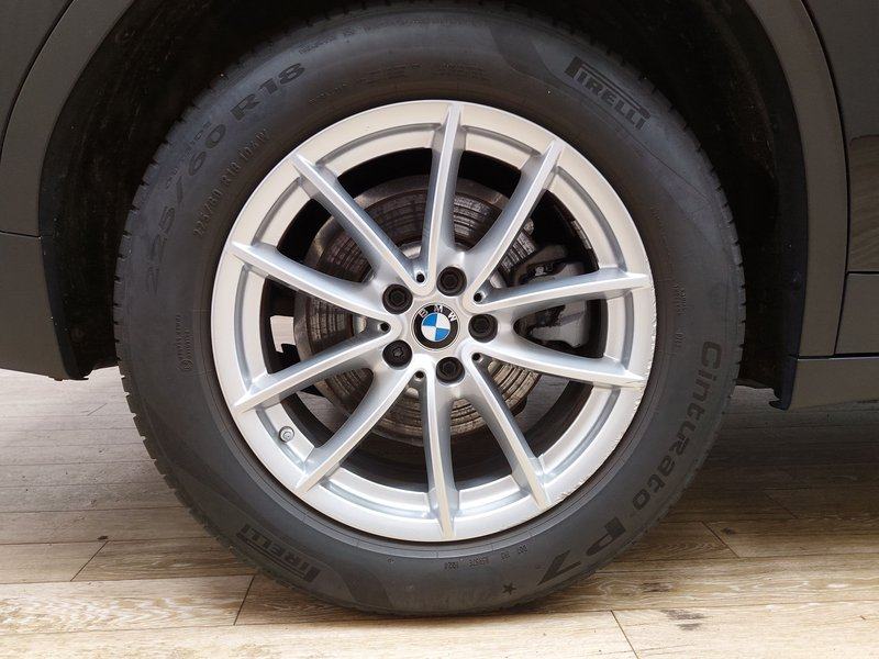 BMW X3 xDrive20d Advantage • HUD • digitalni instrumenti, fotografija 8