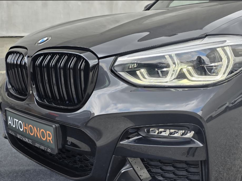 BMW X3 xDrive20d M Sport 4x4 Panorama Kamere 360 Reg 9/2027 Servisna, fotografija 8