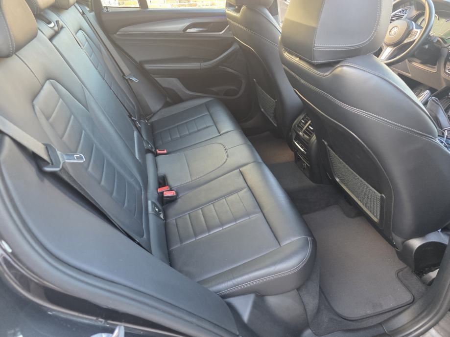 BMW X3 xDrive20d M Sport 4x4 Panorama Kamere 360 Reg 9/2027 Servisna, fotografija 12