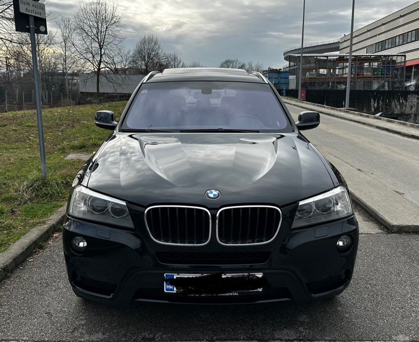 BMW X3 xDrive20d Reg 09/2027 Panorama Navigacija Alu felge, fotografija 2